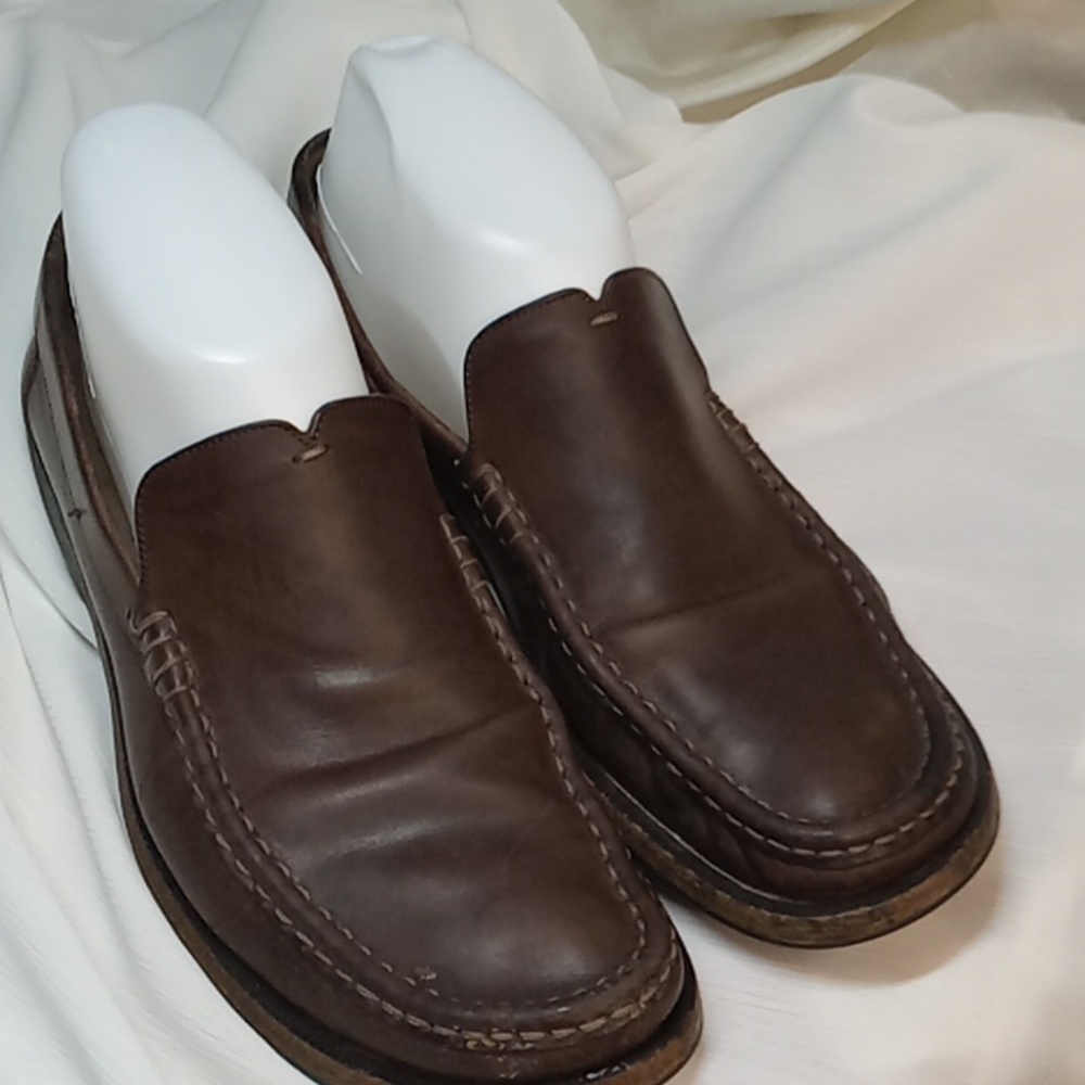 Cole haan resort brown leather loafer size 8